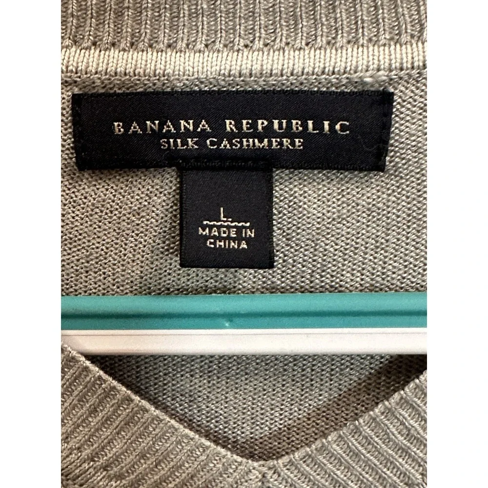 Banana Republic Men's Gray Silk Cashmere V-Neck Knit Pullover Sweater L